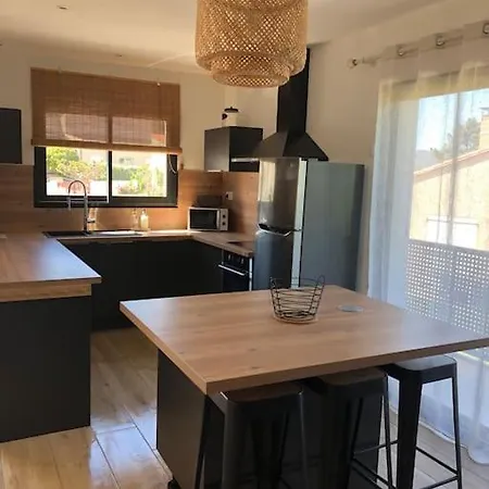 Maison De Le Bosquet *